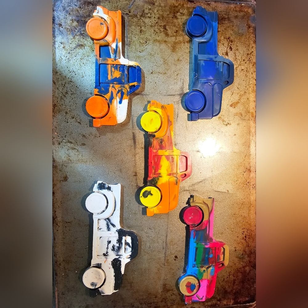 Fun crayola crayons
